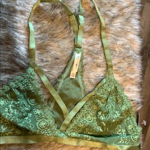 NWT Anemone size SM/M Lacey bralette